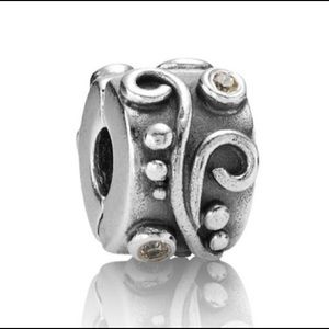 Set of 2 Pandora Champagne Clips